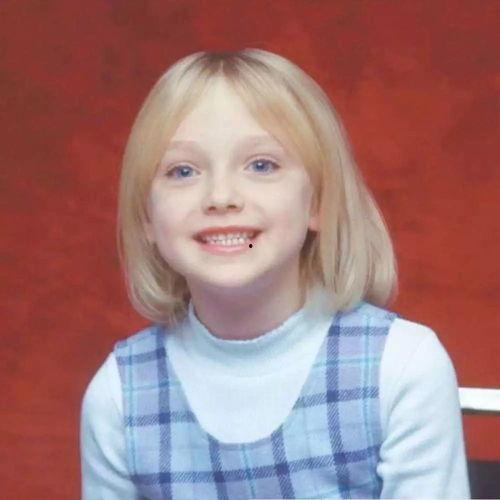 女娃娃吃瓜头像,女娃娃吃瓜头像萌态十足