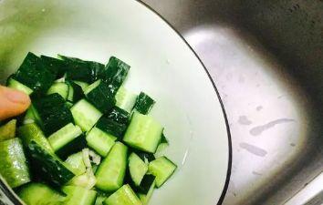 青崽吃瓜后续,揭秘娱乐圈风云再起