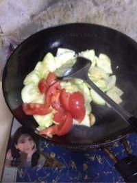 番茄吃茄瓜,探寻美味新组合